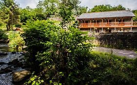 The Falcon Inn Retreat